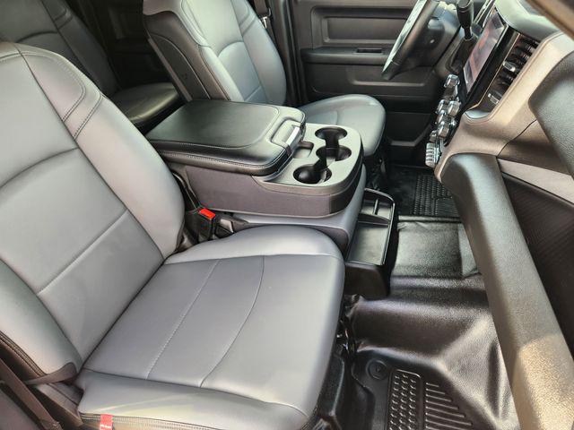 2025 Ram 2500 Tradesman Crew Cab 4x4 8' Box