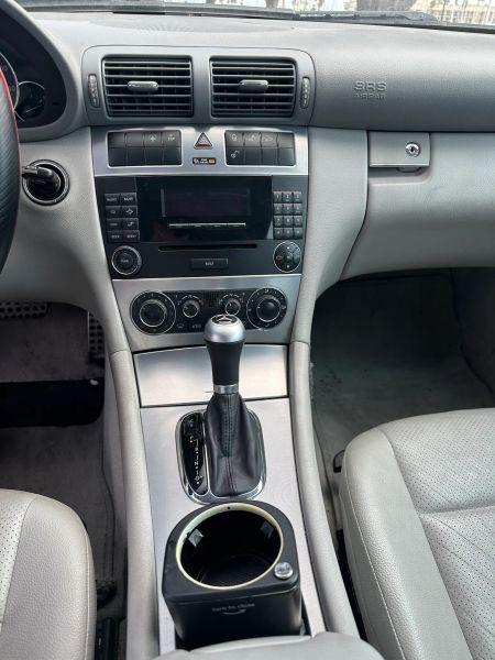 2005 Mercedes-Benz C 230 C 230 Sport