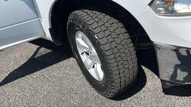 2023 Ram 1500 Classic SLT Crew Cab 4x4 5'7" Box