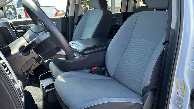2023 Ram 1500 Classic SLT Crew Cab 4x4 5'7" Box