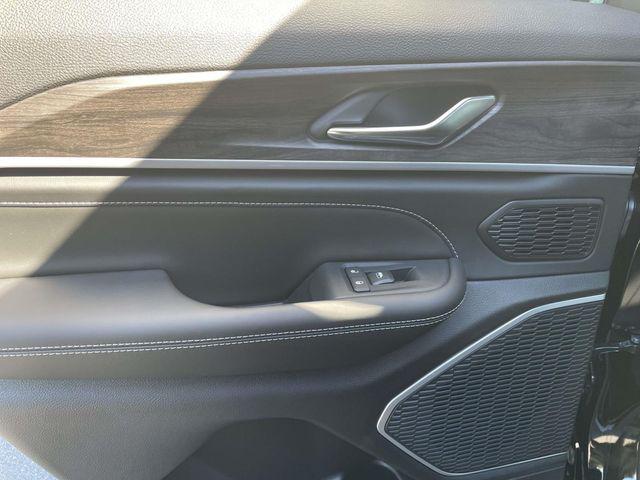 2026 Jeep Grand Cherokee Limited Reserve 4x4