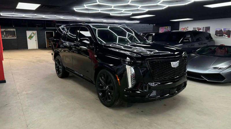 2025 Cadillac Escalade Sport Platinum