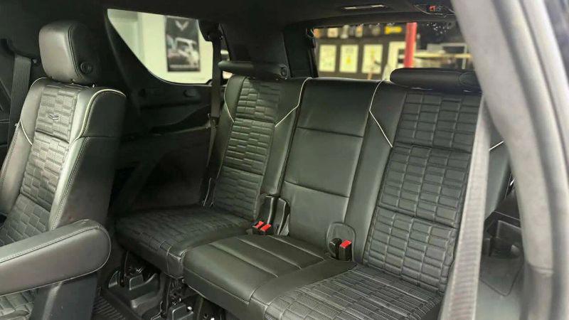 2025 Cadillac Escalade Sport Platinum