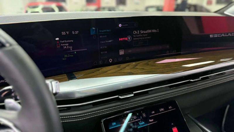 2025 Cadillac Escalade Sport Platinum