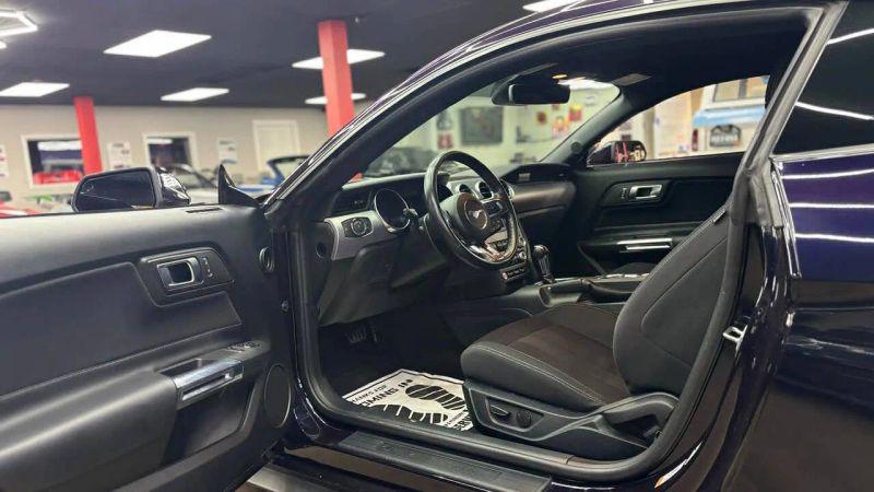 2022 Ford Mustang GT Fastback