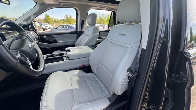 2025 Ford Expedition Platinum MAX