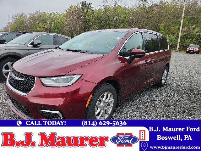 2023 Chrysler Pacifica Touring L for sale in Boswell, PA