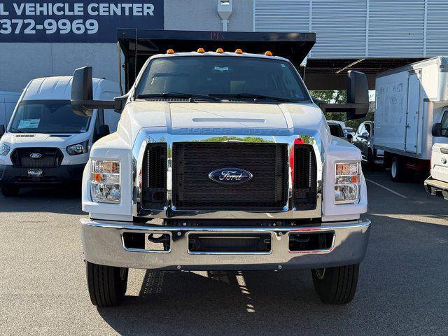 2025 Ford F-650 Base