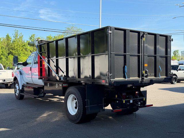2025 Ford F-650 Base