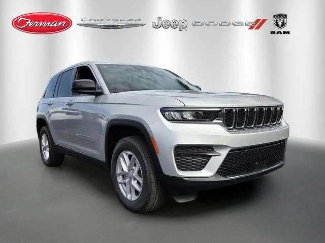 2026 Jeep Grand Cherokee Laredo X 4x2 for sale in New Port Richey, FL