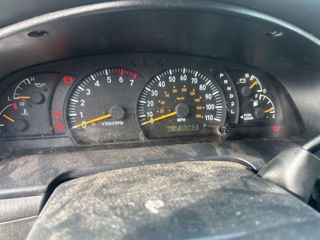 2004 Toyota Tundra SR5 V8