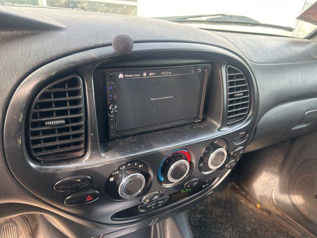 2004 Toyota Tundra SR5 V8