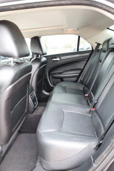 2017 Chrysler 300 Limited AWD