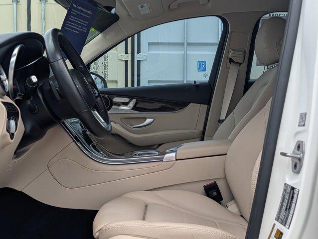 2022 Mercedes-Benz GLC SUV