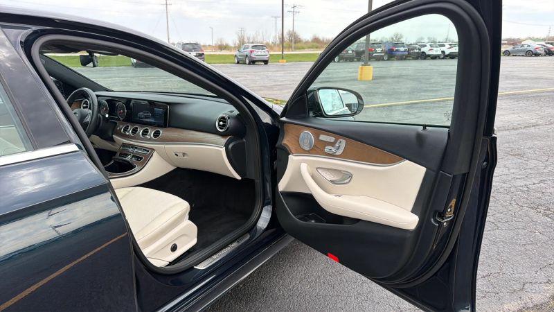 2018 Mercedes-Benz E-CLASS E 300 4MATIC