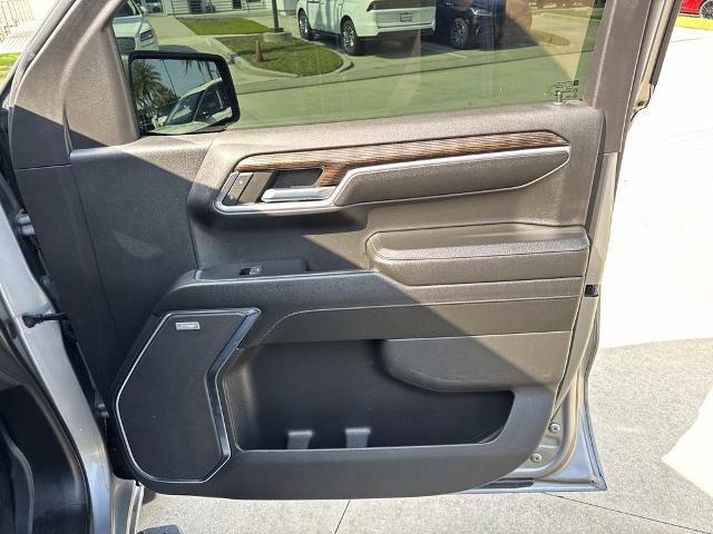 2023 GMC Sierra 1500 4WD Crew Cab Short Box Elevation with 3SB