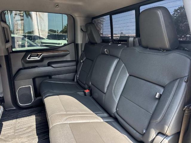 2023 GMC Sierra 1500 4WD Crew Cab Short Box Elevation with 3SB