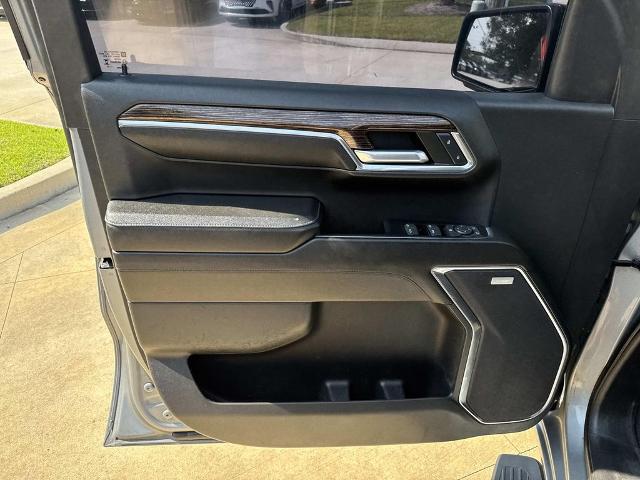 2023 GMC Sierra 1500 4WD Crew Cab Short Box Elevation with 3SB