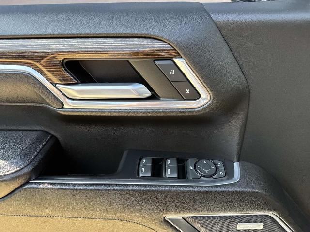 2023 GMC Sierra 1500 4WD Crew Cab Short Box Elevation with 3SB
