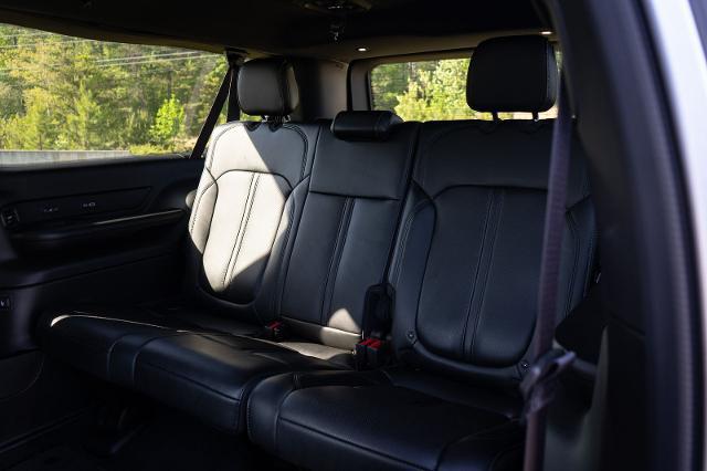 2025 Jeep Wagoneer Series II Carbide 4x4