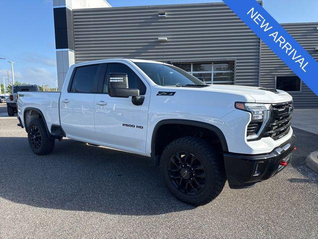 2025 Chevrolet Silverado 2500HD 4WD Crew Cab Standard Bed LT for sale in Gainesville, FL