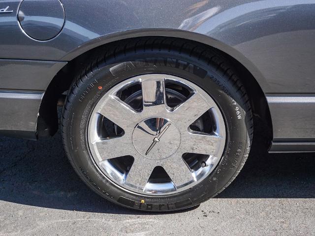 2003 Ford Thunderbird Base