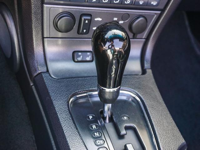 2003 Ford Thunderbird Base