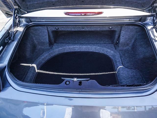 2003 Ford Thunderbird Base
