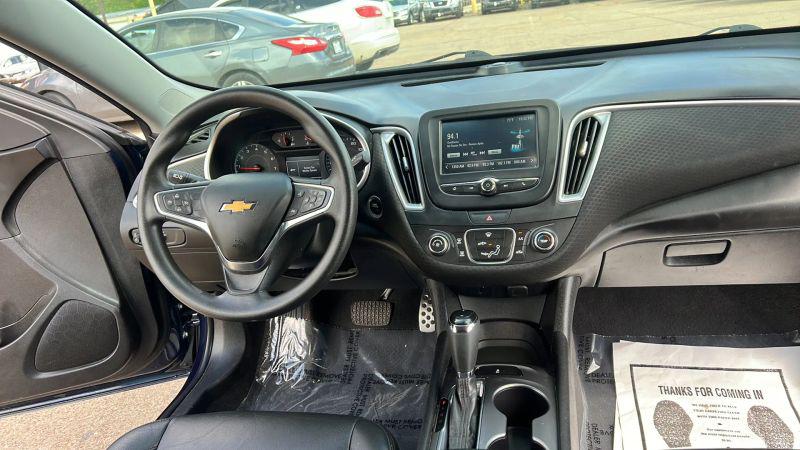 2017 Chevrolet Malibu LS