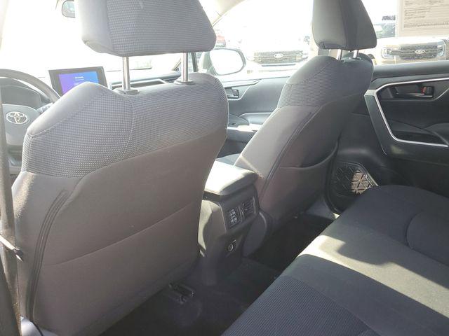 2023 Toyota RAV4 Hybrid LE