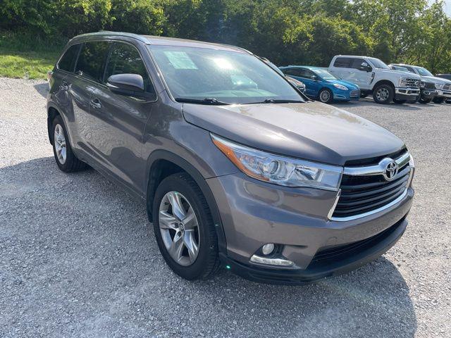 2016 Toyota Highlander Limited V6