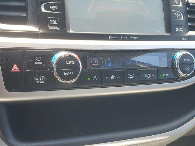 2016 Toyota Highlander Limited V6