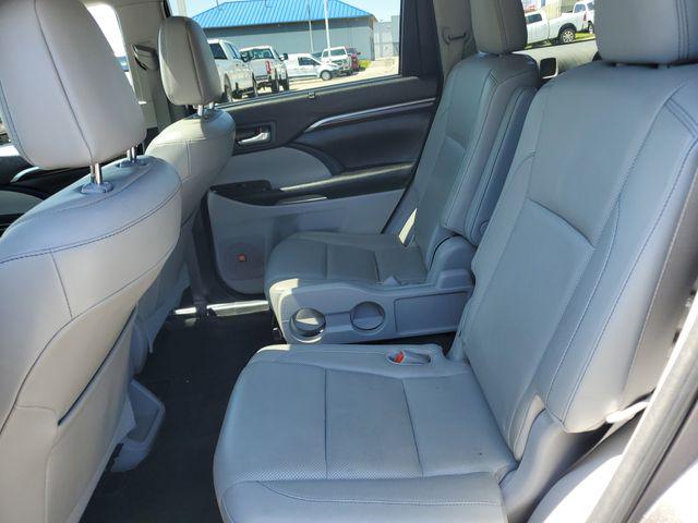 2016 Toyota Highlander Limited V6