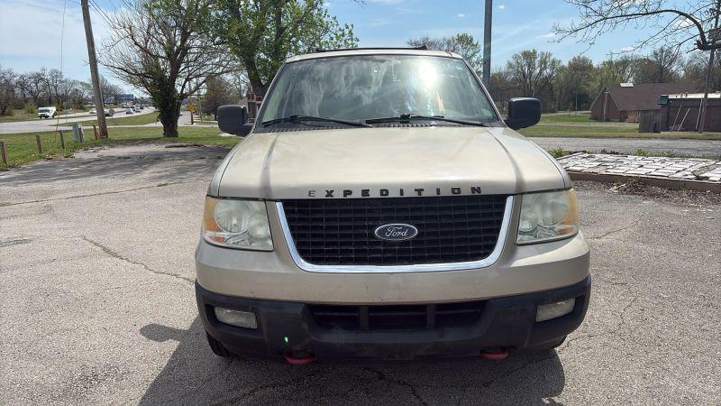 2005 Ford Expedition XLT
