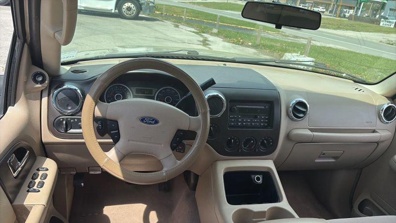 2005 Ford Expedition XLT