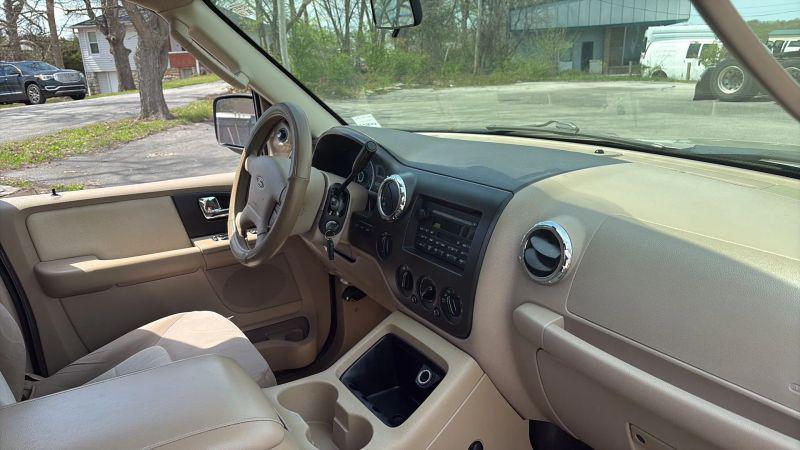 2005 Ford Expedition XLT