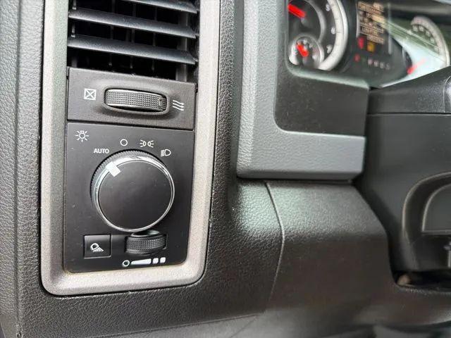 2019 Ram 1500 Classic Tradesman Regular Cab 4x4 8' Box
