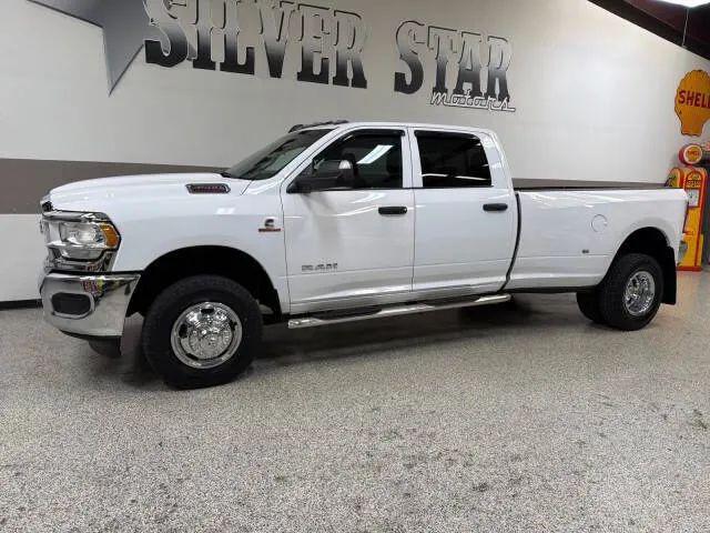 2022 Ram 3500 Tradesman Crew Cab 4x4 8' Box