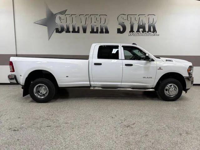 2022 Ram 3500 Tradesman Crew Cab 4x4 8' Box