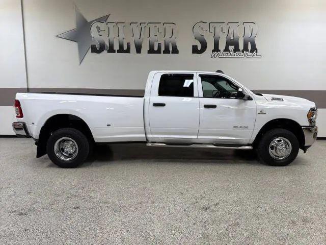 2022 Ram 3500 Tradesman Crew Cab 4x4 8' Box