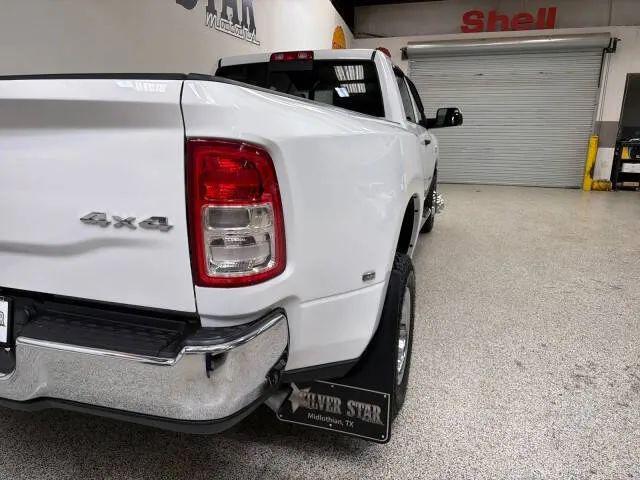 2022 Ram 3500 Tradesman Crew Cab 4x4 8' Box