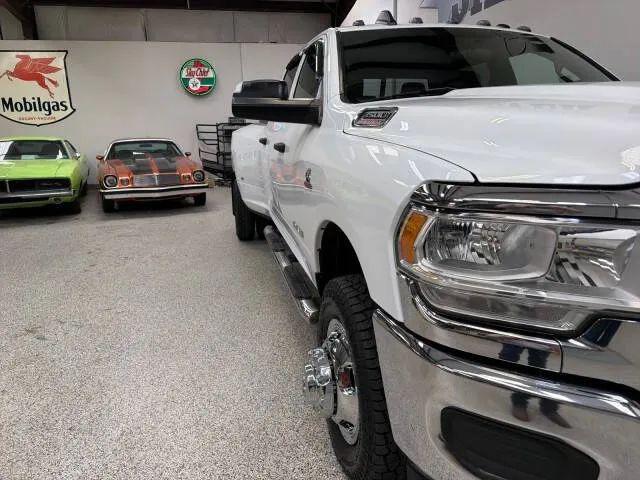 2022 Ram 3500 Tradesman Crew Cab 4x4 8' Box