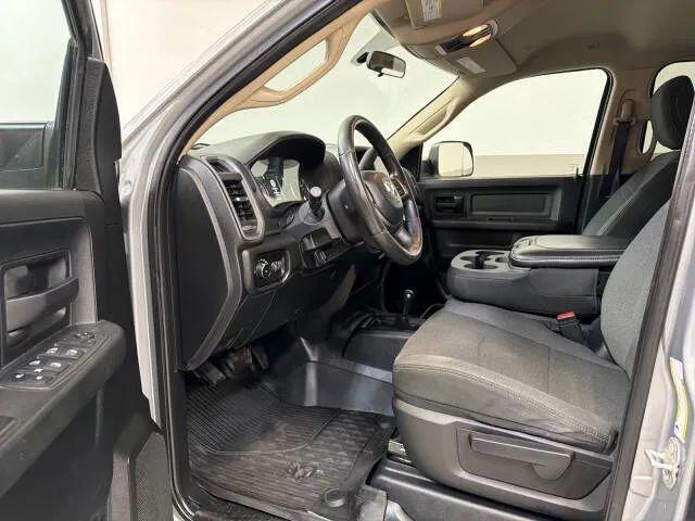 2020 Ram 3500 Tradesman Crew Cab 4x4 8' Box