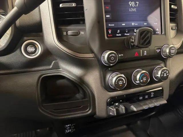 2020 Ram 3500 Tradesman Crew Cab 4x4 8' Box