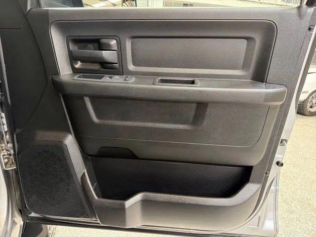 2020 Ram 3500 Tradesman Crew Cab 4x4 8' Box