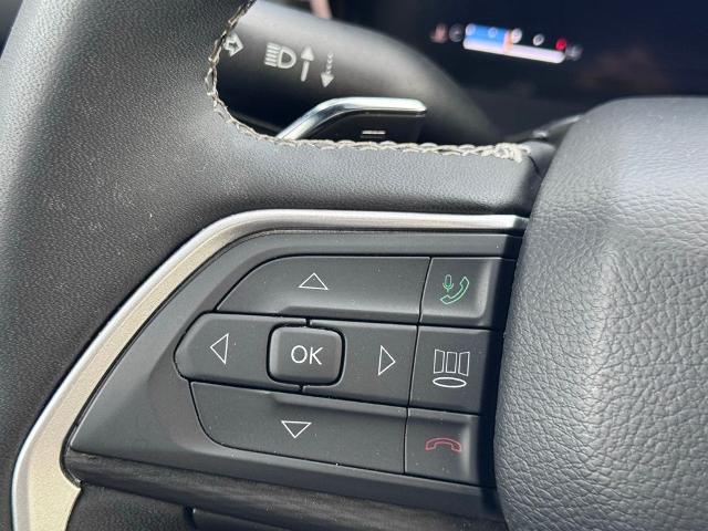 2024 Jeep Grand Cherokee L Altitude 4x4