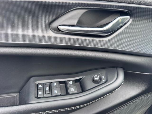 2024 Jeep Grand Cherokee L Altitude 4x4
