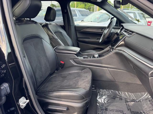 2024 Jeep Grand Cherokee L Altitude 4x4