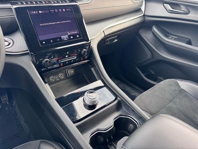 2024 Jeep Grand Cherokee L Altitude 4x4