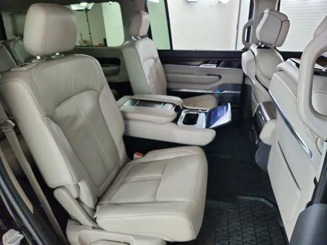 2022 Jeep Grand Wagoneer Series I 4x4
